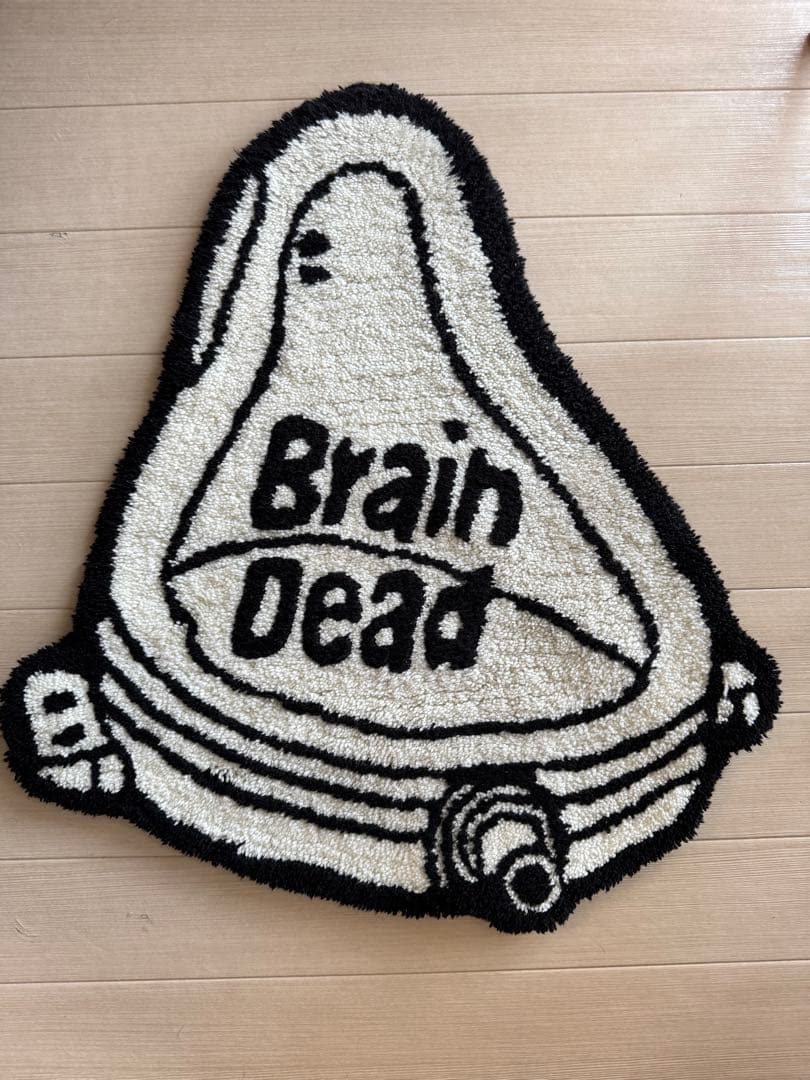 braindead ラグマット マルセルデュシャン 泉 便器