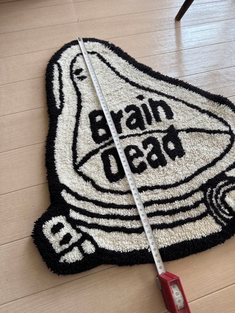 braindead ラグマット マルセルデュシャン 泉 便器