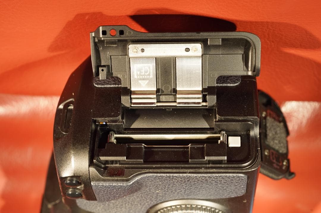 【防湿庫保管品】CANON EOSD60　元箱付き 【動作品】主観で良品