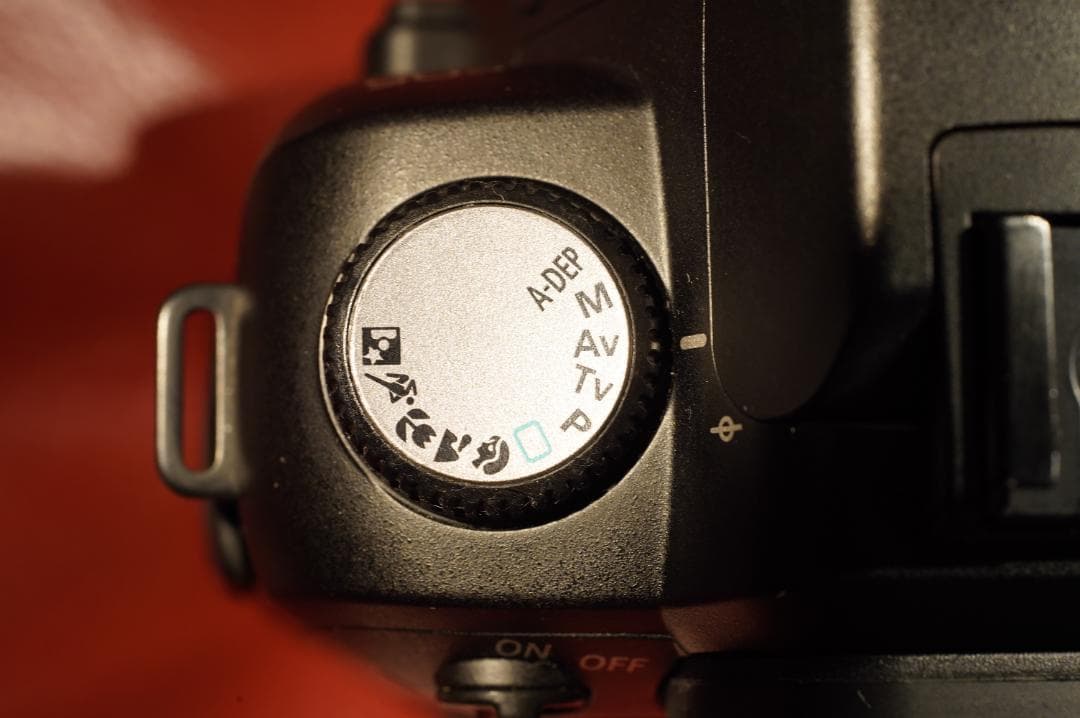 【防湿庫保管品】CANON EOSD60　元箱付き 【動作品】主観で良品