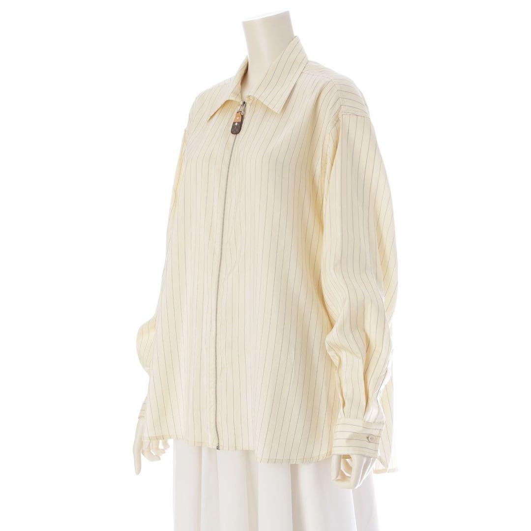 広瀬すず着用 Louis Vuitton ピンストライプシャツ