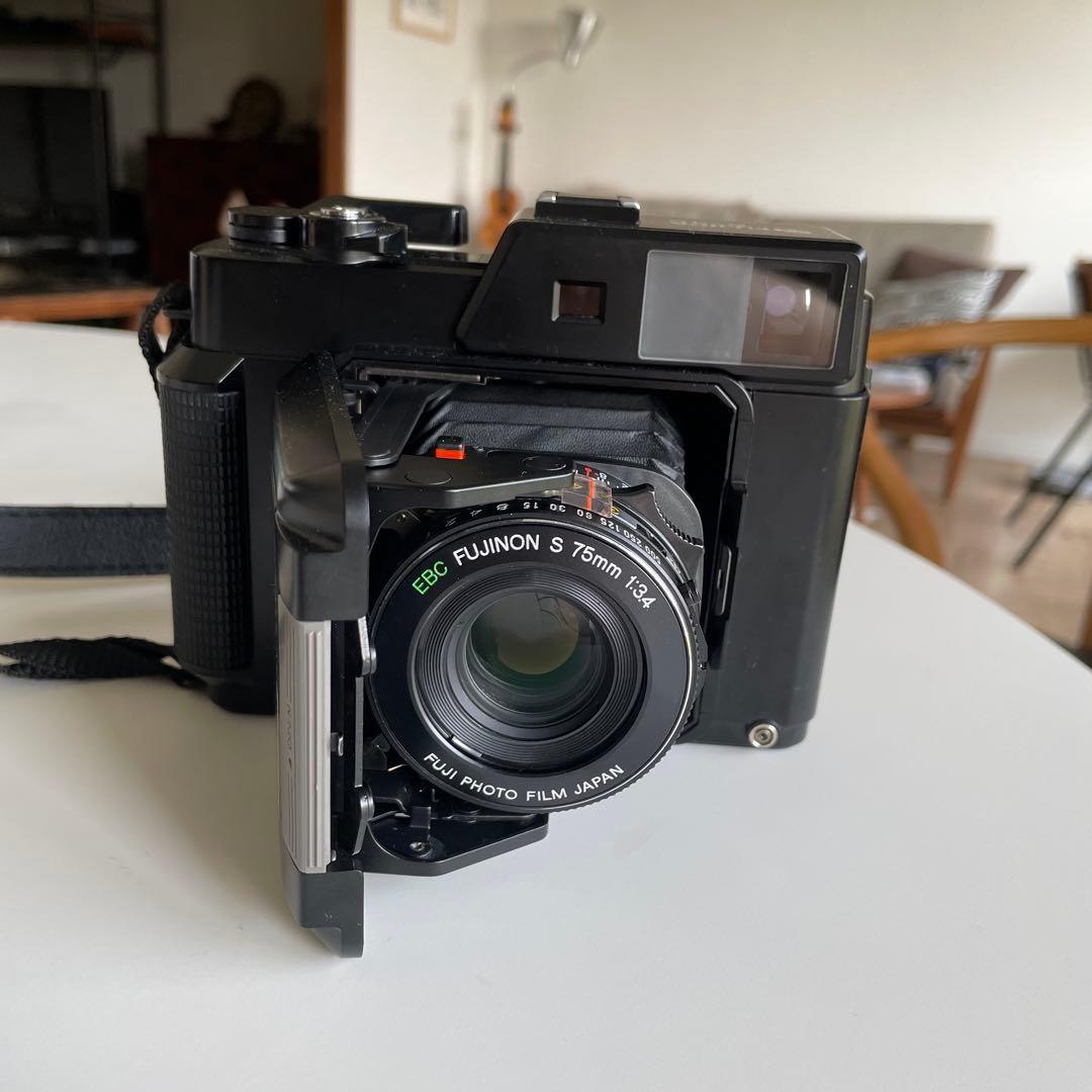 FUJICA 6x4.5 フィルムカメラ　fujifilm 中判