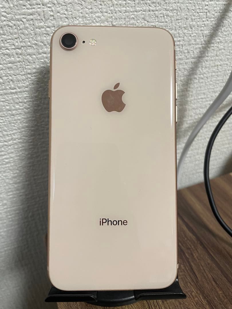 【即日発送！】iPhone8 ゴールド 256GB