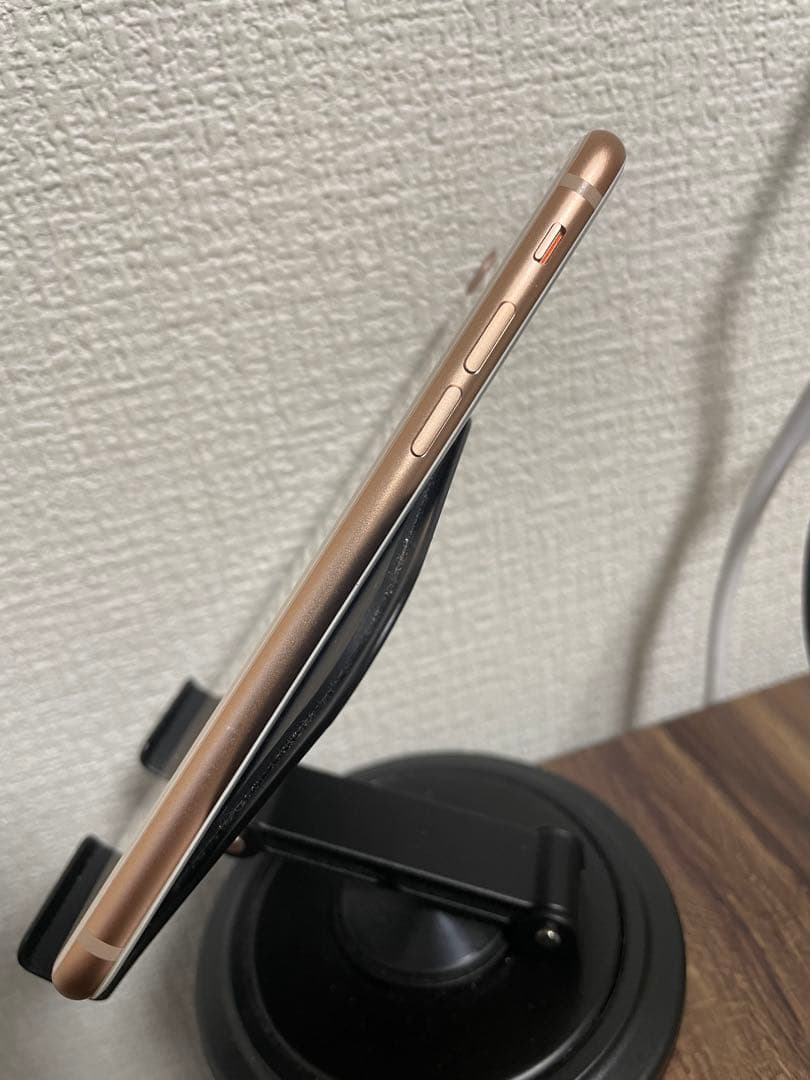 【即日発送！】iPhone8 ゴールド 256GB