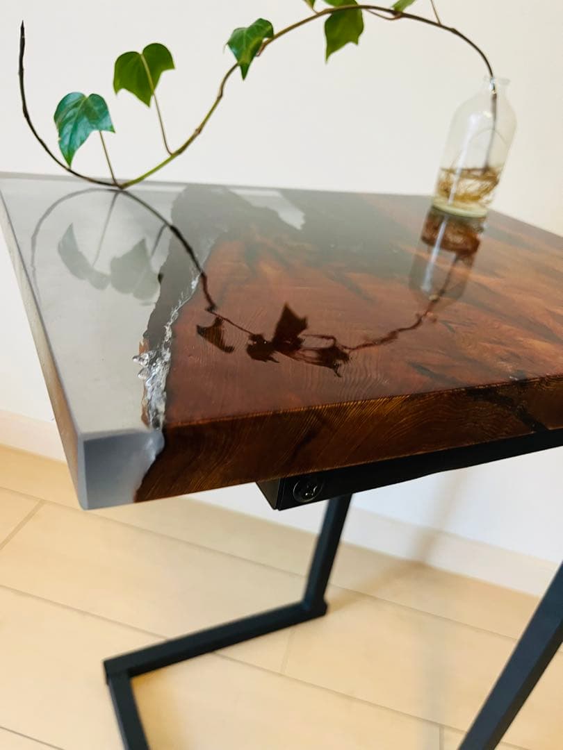 屋久杉　ソファテーブル　レジンテーブル　サイドテーブル