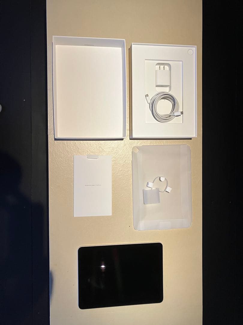 iPad Air (第5世代) Wi-Fi 256GB Starlight