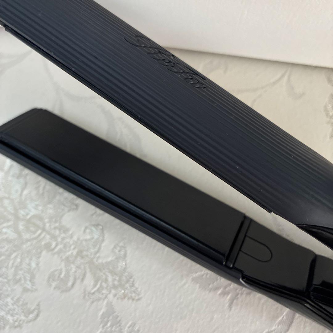 リファ　ビューテック　ストレートアイロン