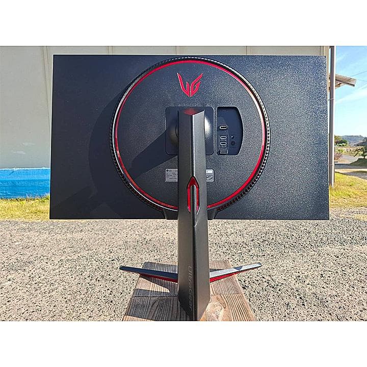 LG ゲーミングモニター UItraGear 32GP83B-B 31.5インチ