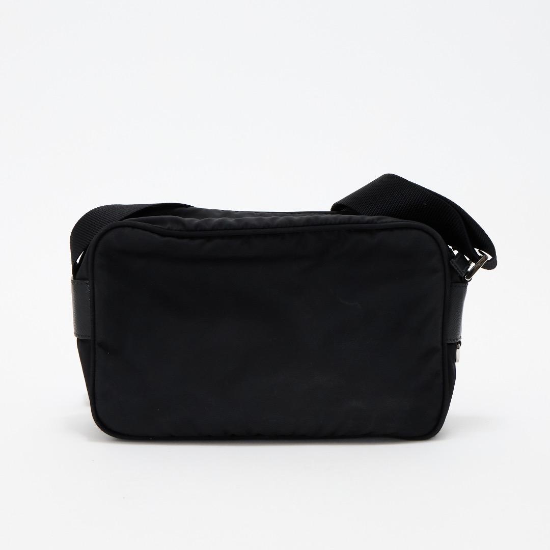 プラダ Re-Nylon ショルダーバッグ
