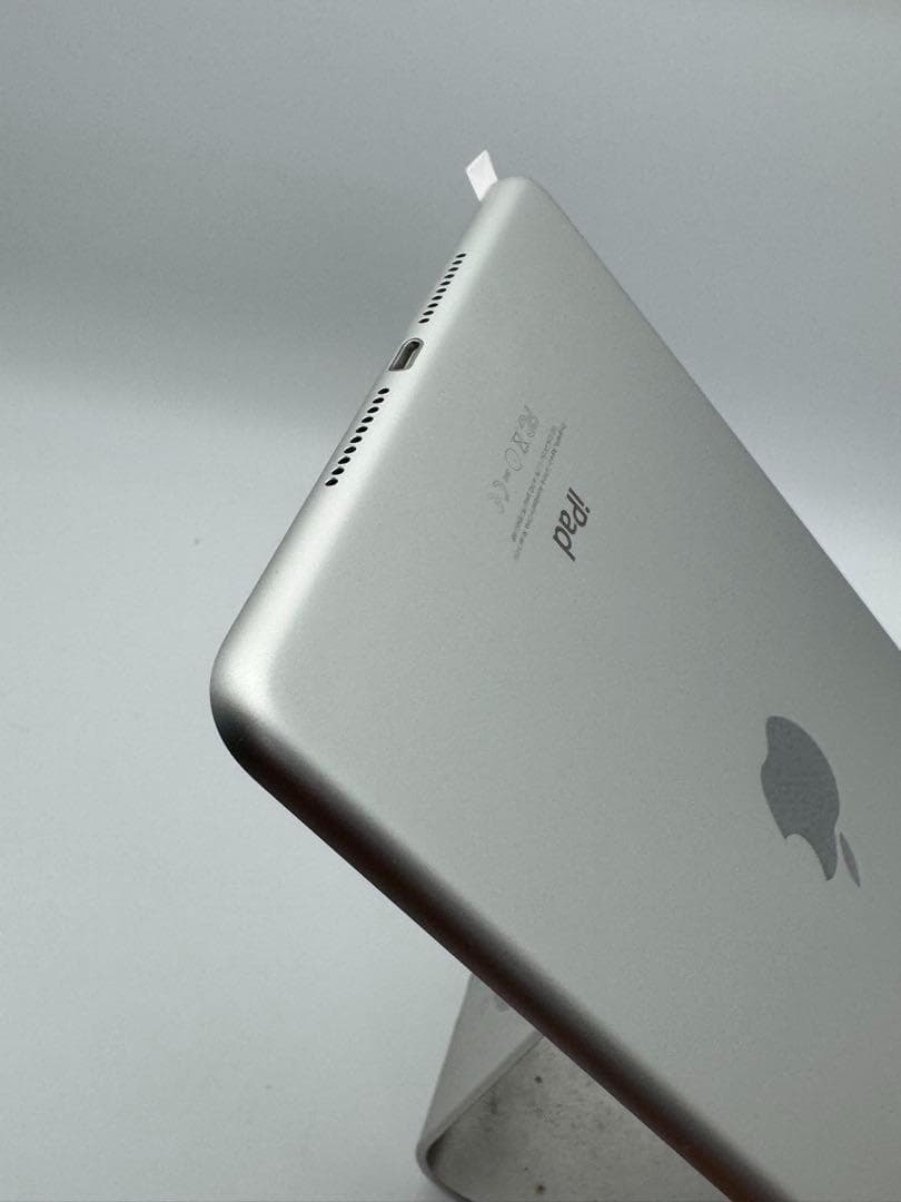 iPad mini4 128gb シルバー　美品