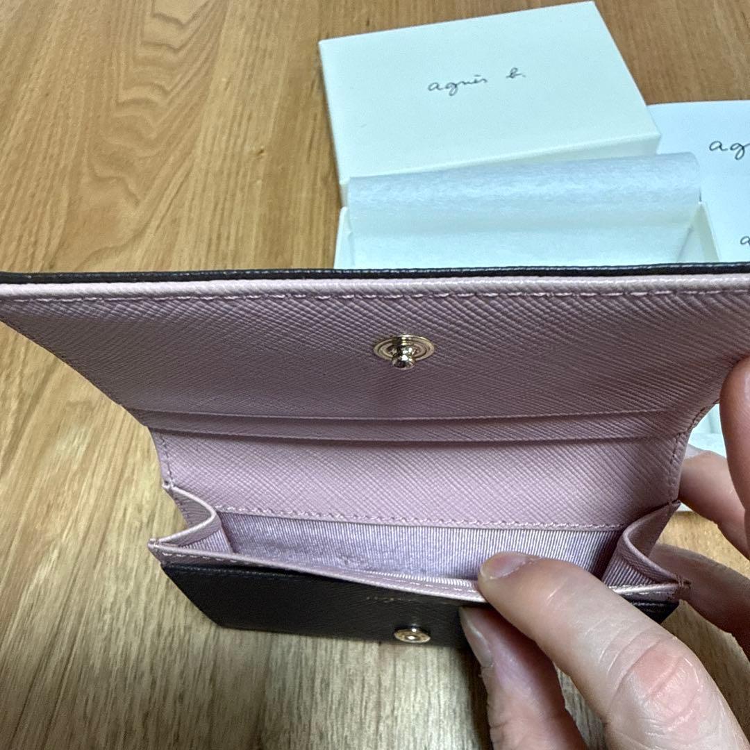 agnis b. 名刺入れ　品名QAW05-05