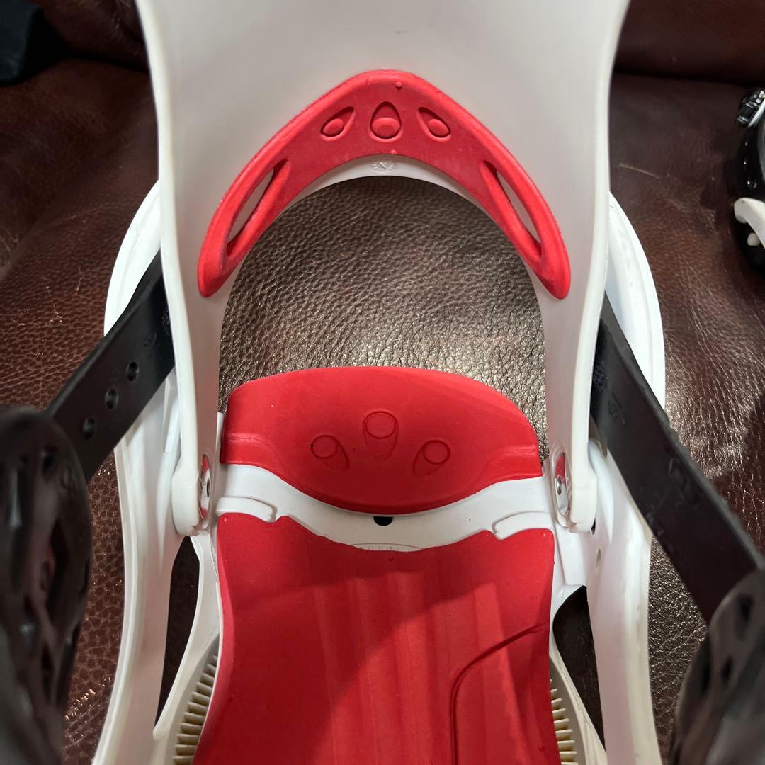 FLUX R2 × MADBUNNY 限定モデル