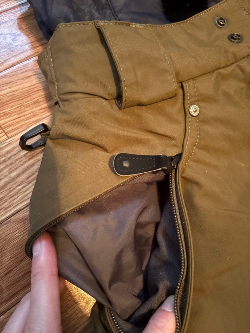 241 スノーボードパンツ XLサイズ オリーブグリーン