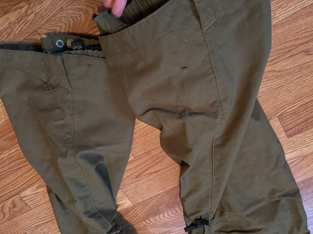 241 スノーボードパンツ XLサイズ オリーブグリーン