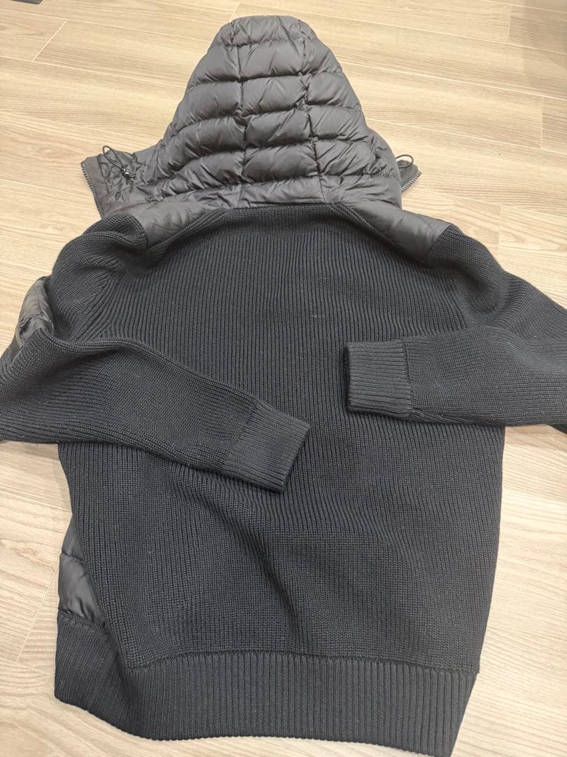 モンクレール　ニットダウン