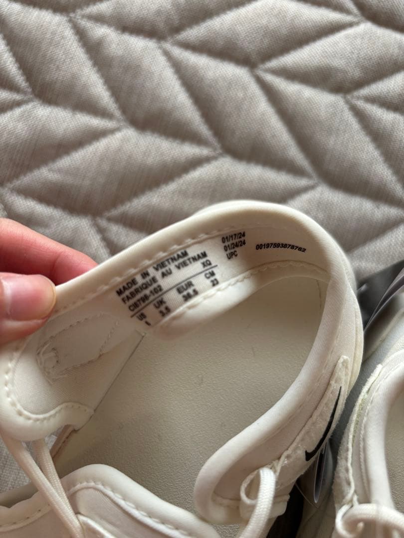 【NIKE】AIR MAX KOKO SANDAL ココサンダル