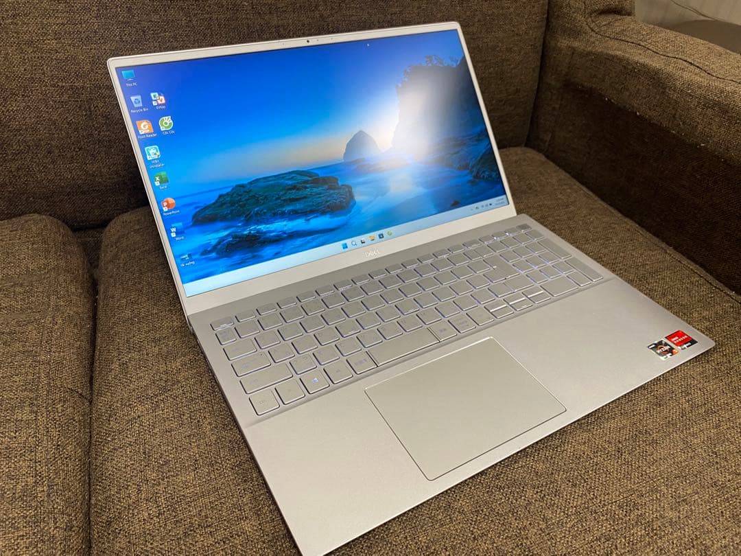 Dell Ins 15.6インチ ノートPC R5 16GB Office