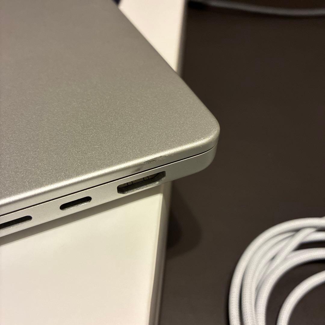 MacBook Pro M1Pro 14インチ16GB 1TB A2442