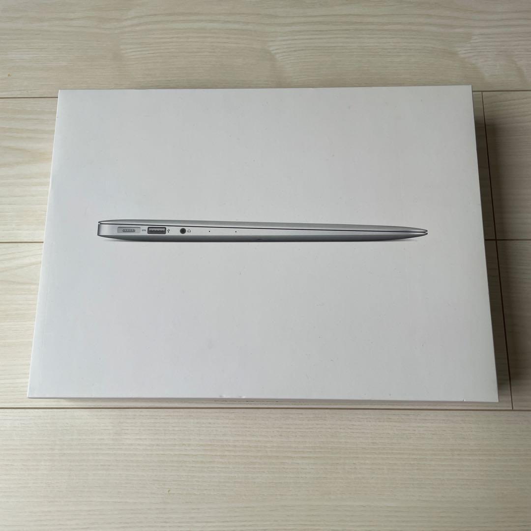 MacBook本体 Apple MacBook Air 13-inch Early 2014