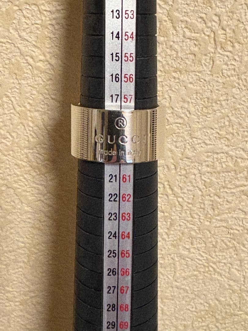 GUCCI ロゴシルバーリング 刻印サイズ:19号【箱/ポーチ付】