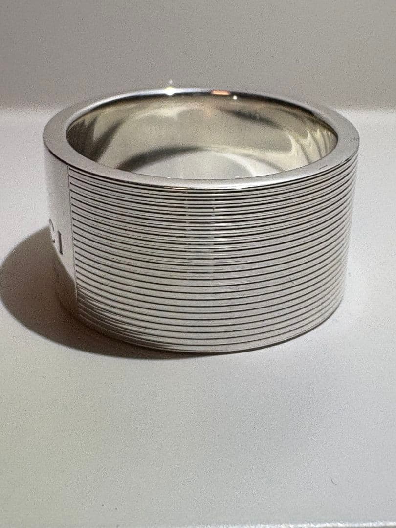 GUCCI ロゴシルバーリング 刻印サイズ:19号【箱/ポーチ付】