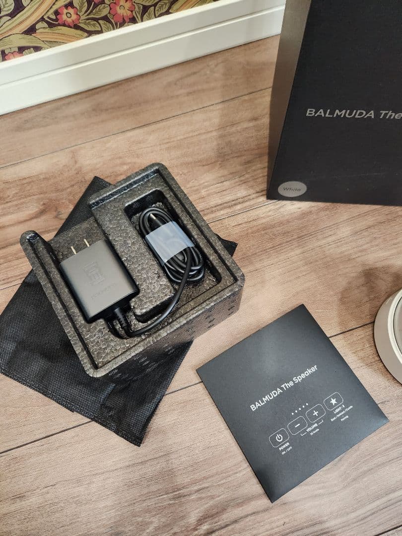 専用　BALMUDA　M01A ワイヤレススピーカー　ホワイト