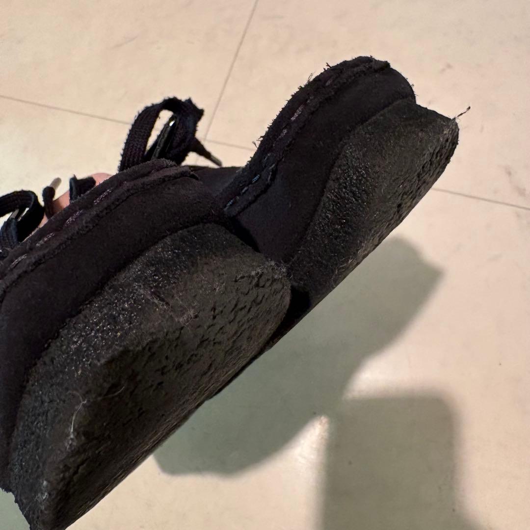 clarks クラークス　ワラビー　黒　スエード