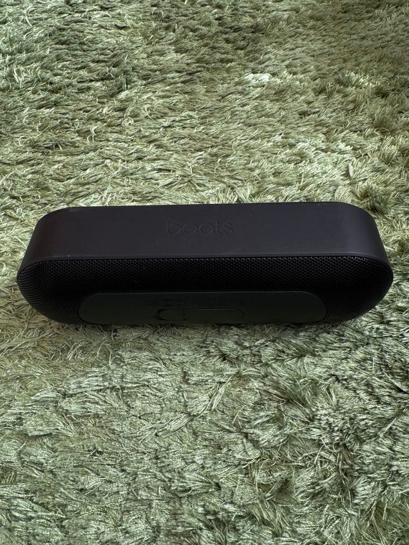 Beats Pill+ スピーカー　ビーツ　ワイヤレススピーカー