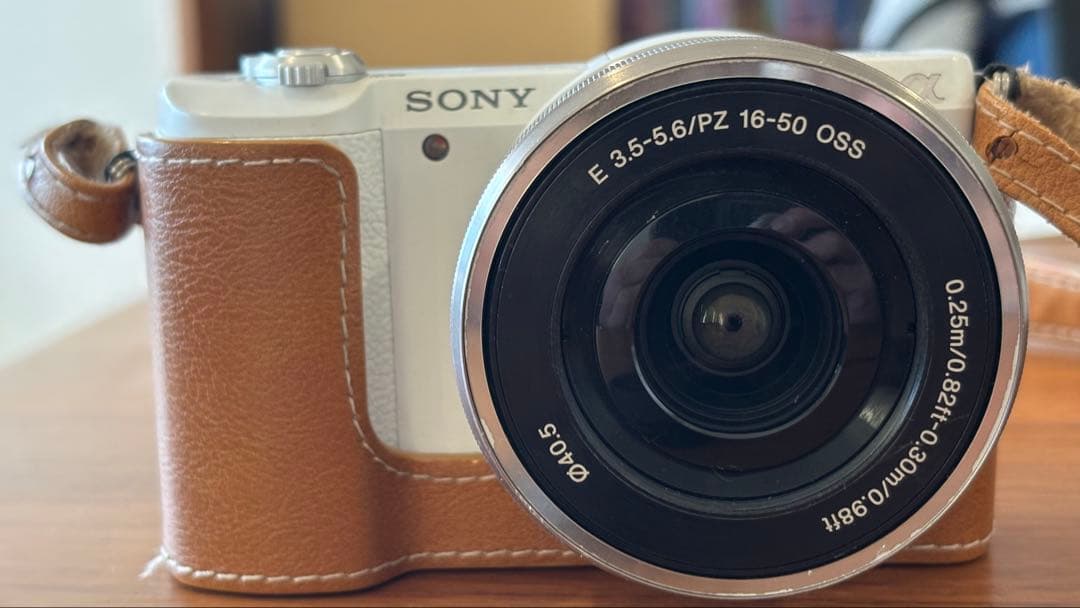 【美品】SONY α5100ミラーレス一眼カメラ パワーズームレンズキット