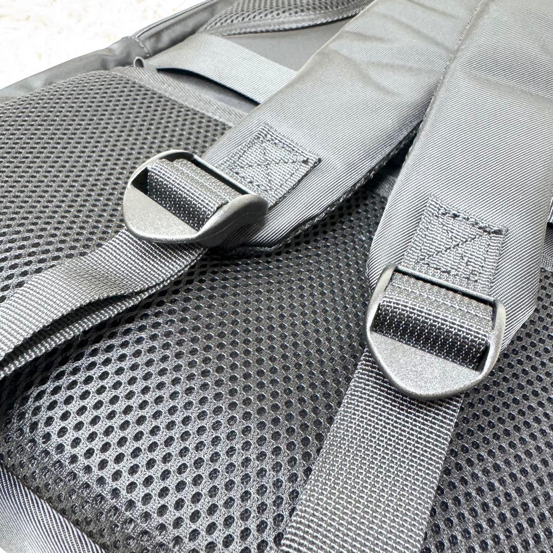 【新品未使用】アフターヌーンティー ワードローブ 無重力リュック M ブラック