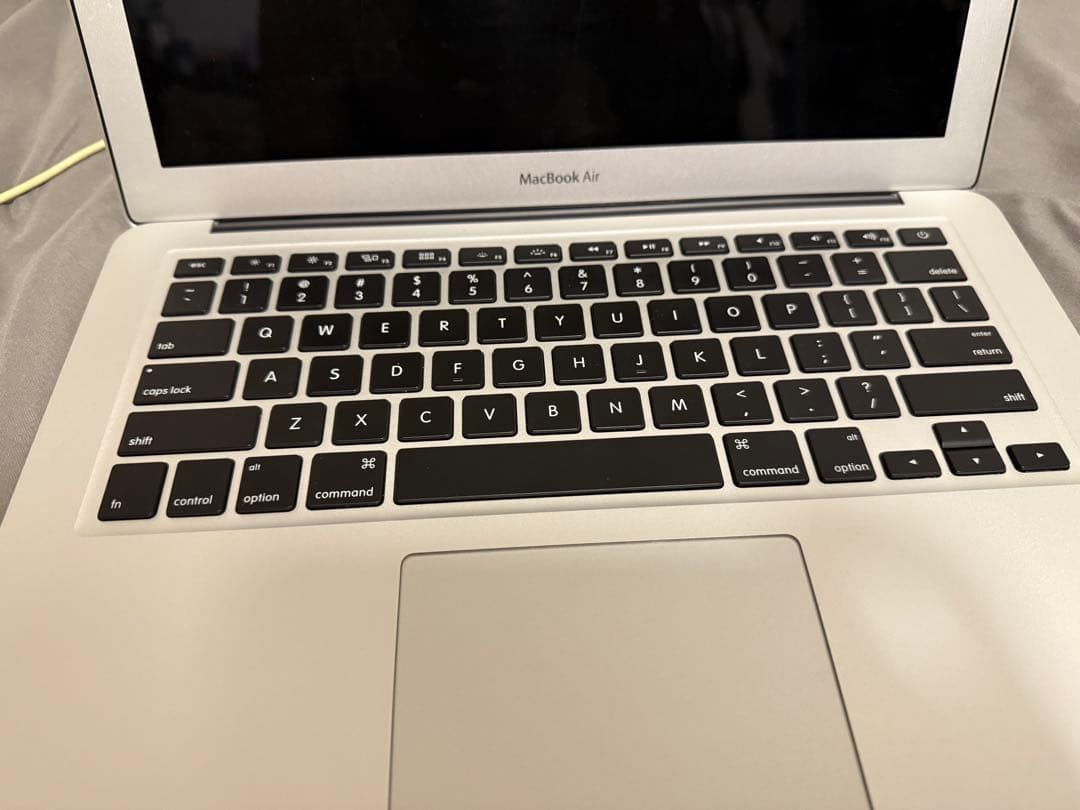 MacBook本体 APPLE MacBook Air 2017 i7 ssd 256