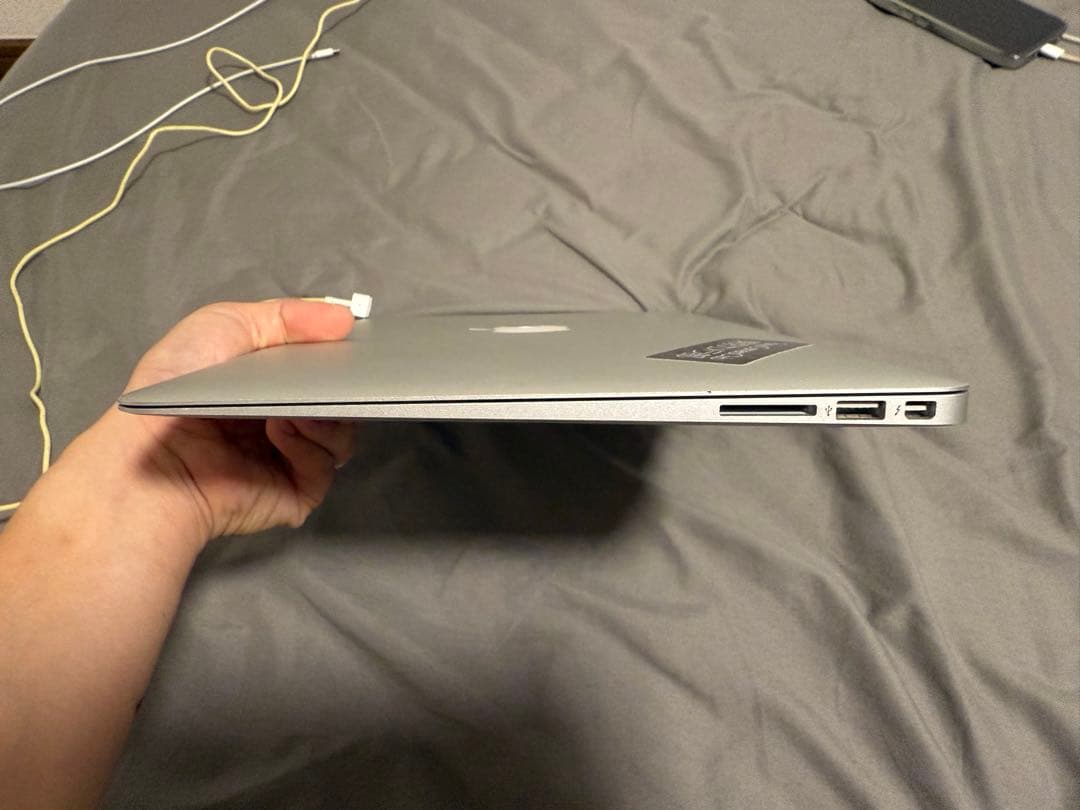 MacBook本体 APPLE MacBook Air 2017 i7 ssd 256