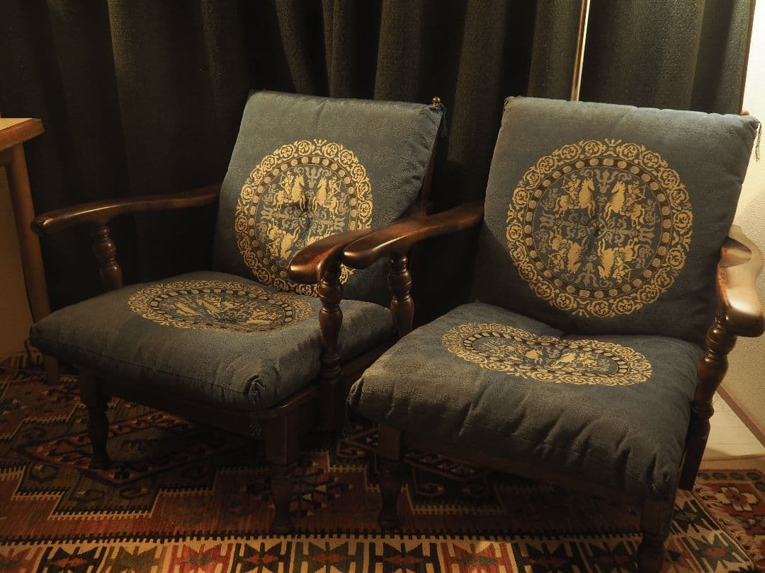 【値引中】“飛騨産業”キツツキアーム1pソファA