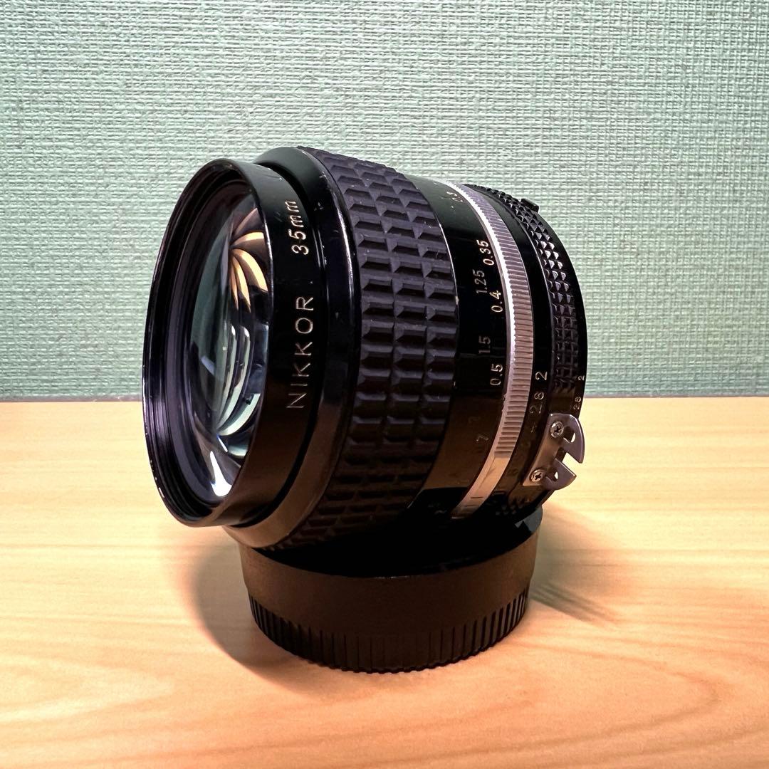 Nikon NIKKOR 35mm f2 オールドレンズ