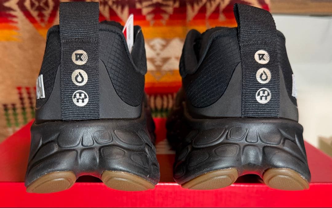 靴 New BalanceFresh Foam X More v4