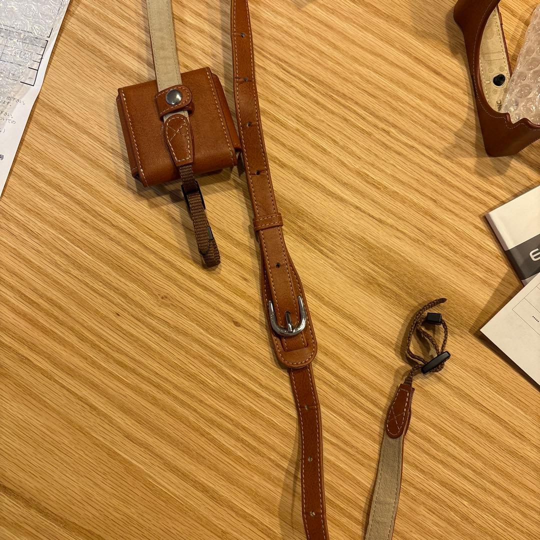 Canon EOS M100 ミラーレス一眼