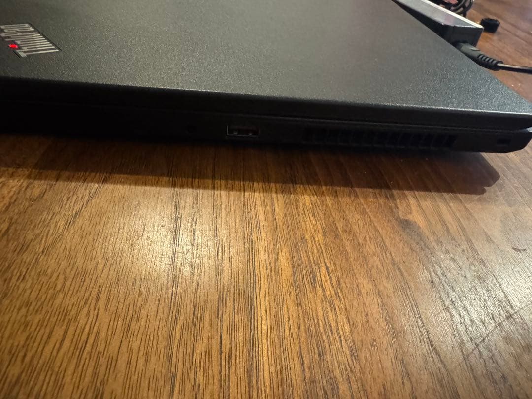 Lenovo ThinkPad L580 本体