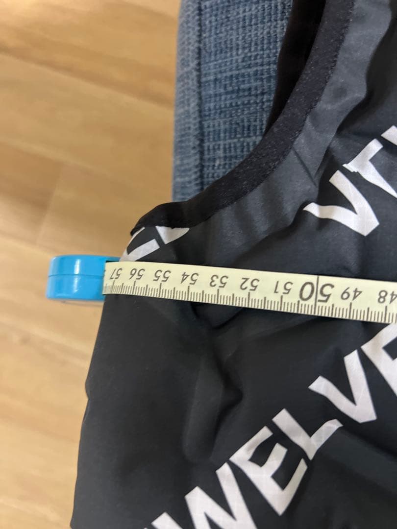 V12ゴルフ　ベスト XL ヴィトゥエルブ　エアーベスト　ブラック