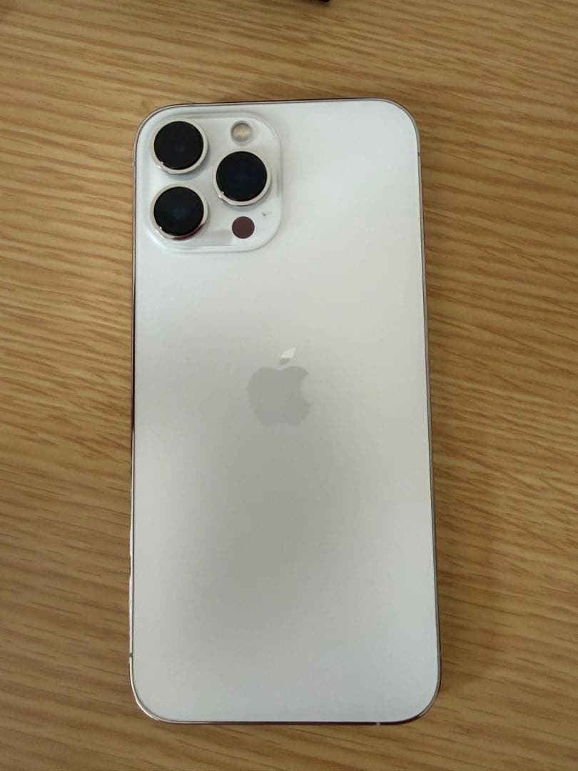 Apple iPhone 13 Pro Max シルバー 本体