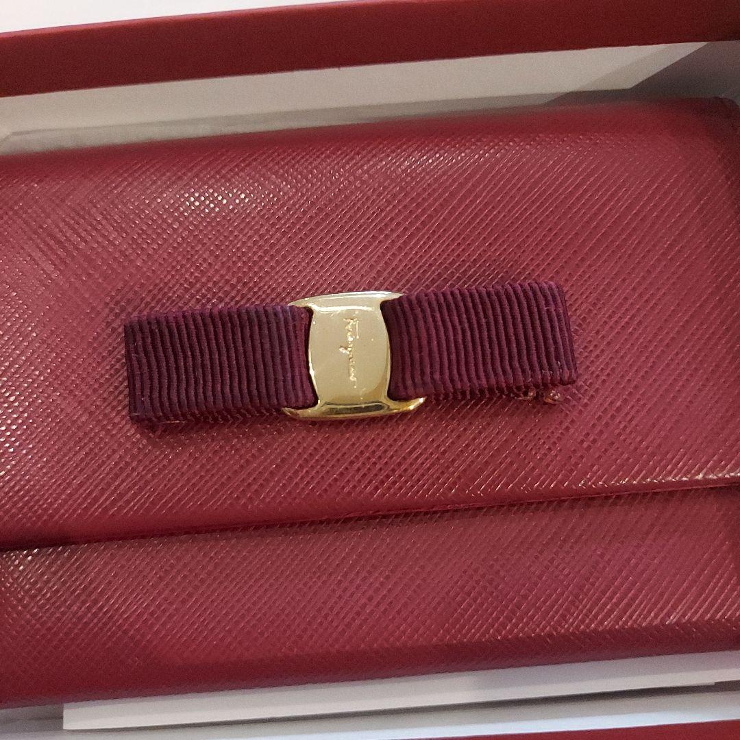 Salvatore Ferragamo 名刺入れ ローズ色