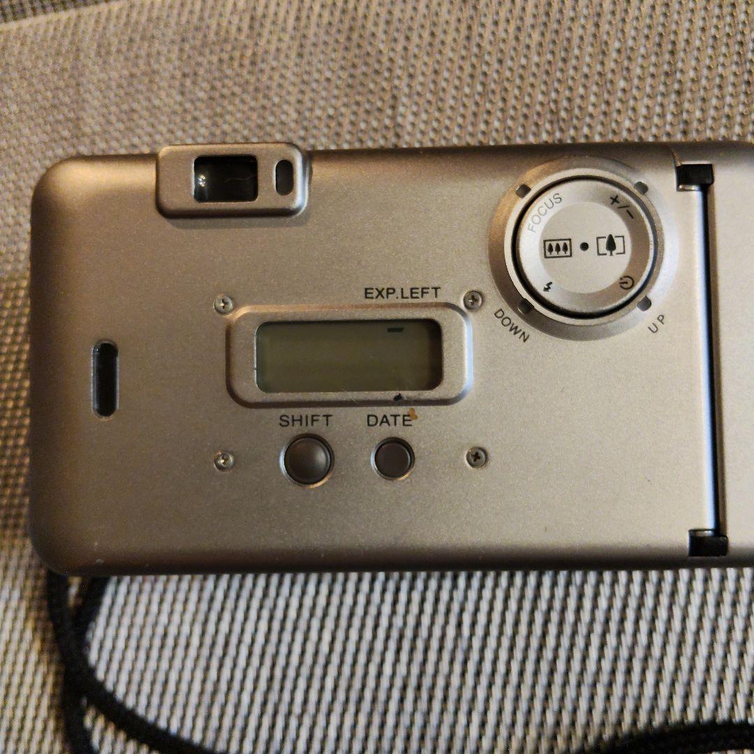 値下げ!!FUJIFILM TIARA ZOOM フィルムカメラ　三脚つき