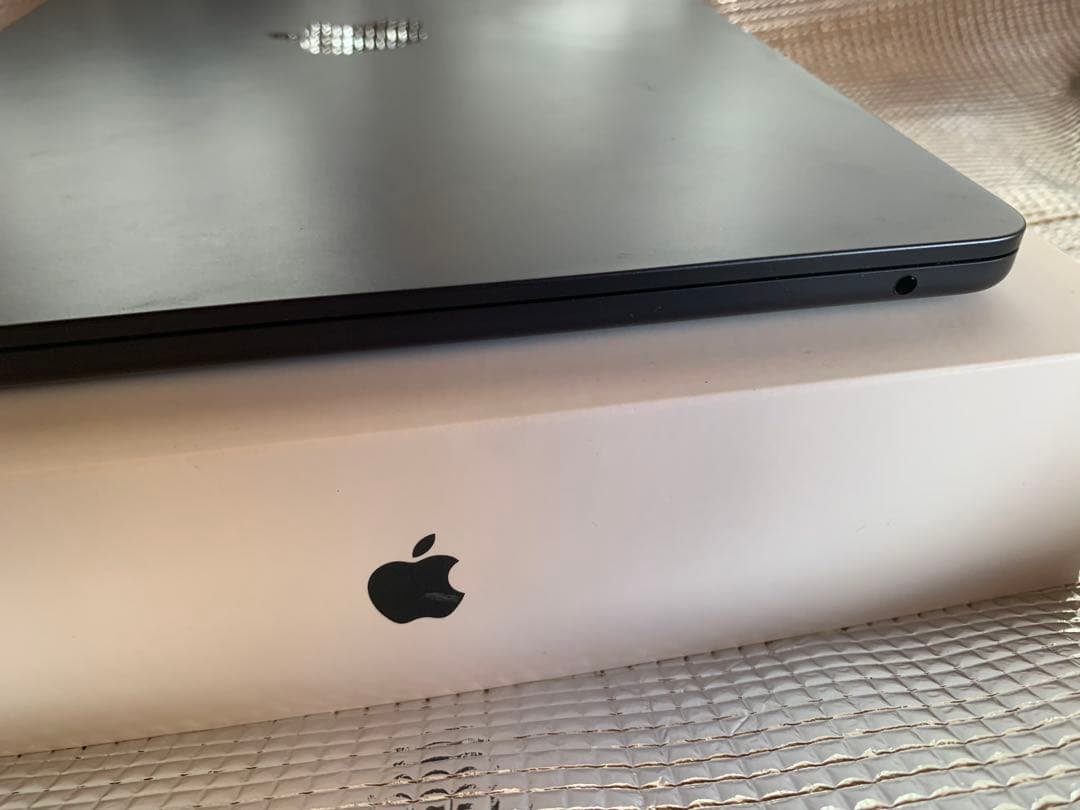 土*！様 2024 MacBook Air M3 13インチ 8ギガ256GBス