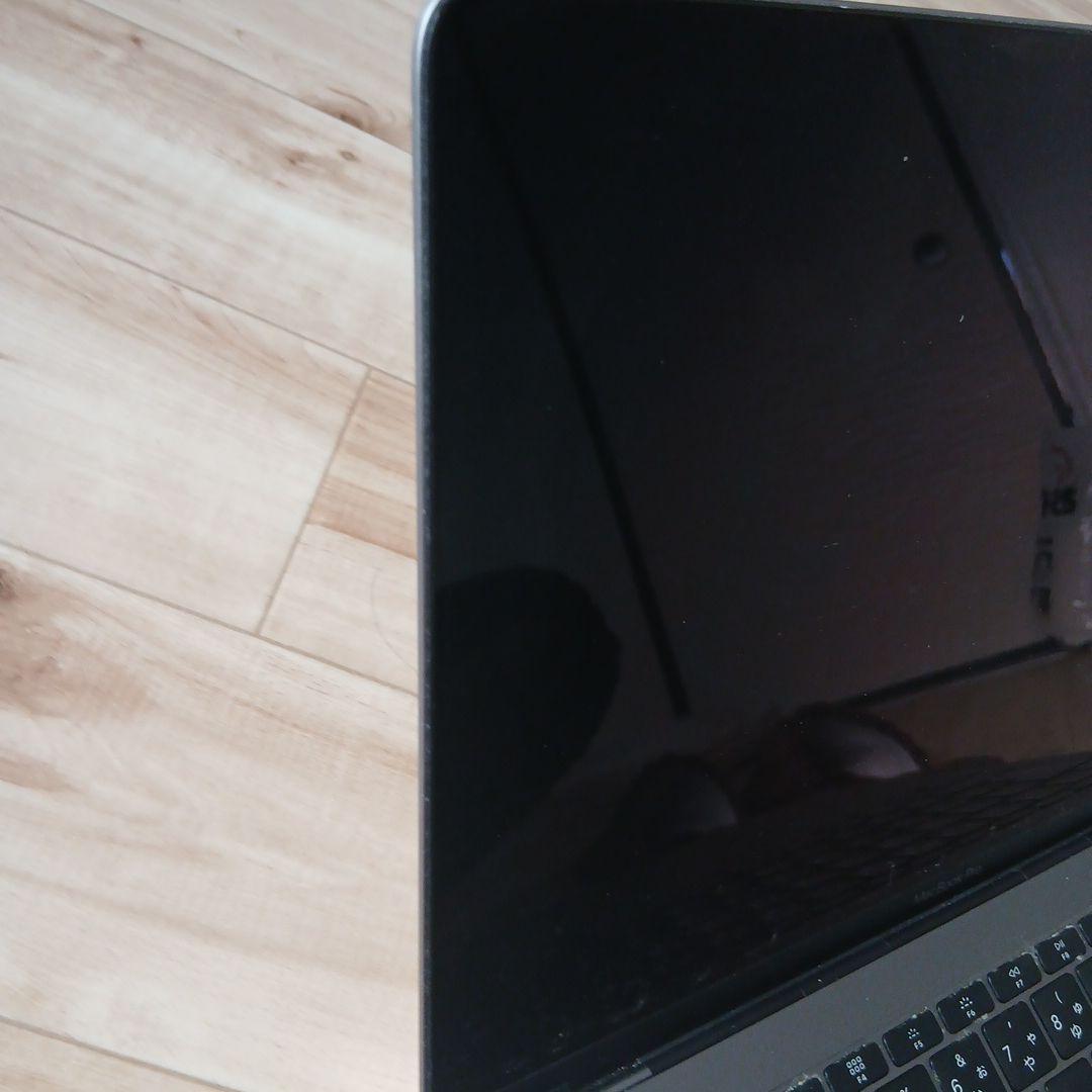 Apple MacBook Pro 13インチ　2017年