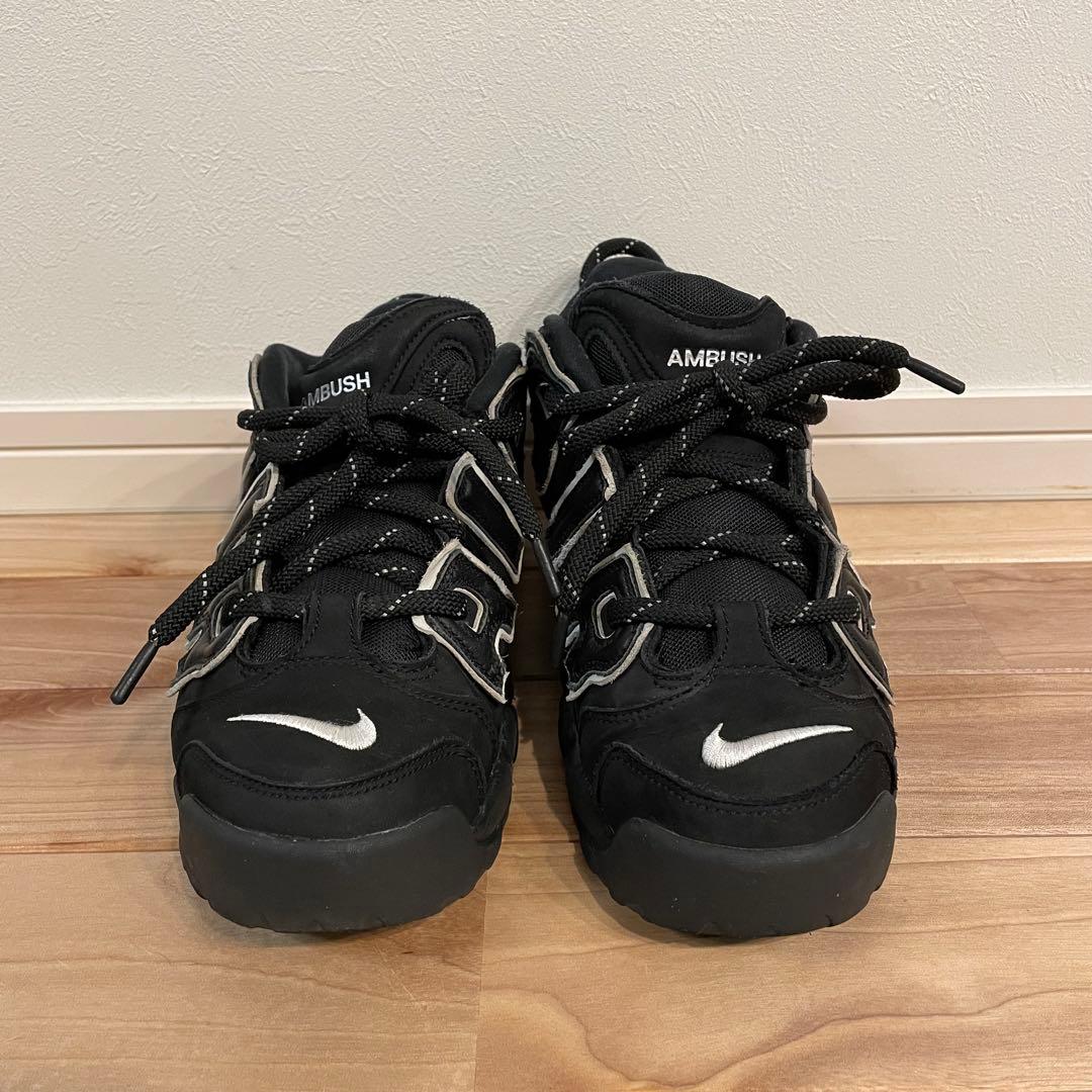 靴 nike more up tempo ambush