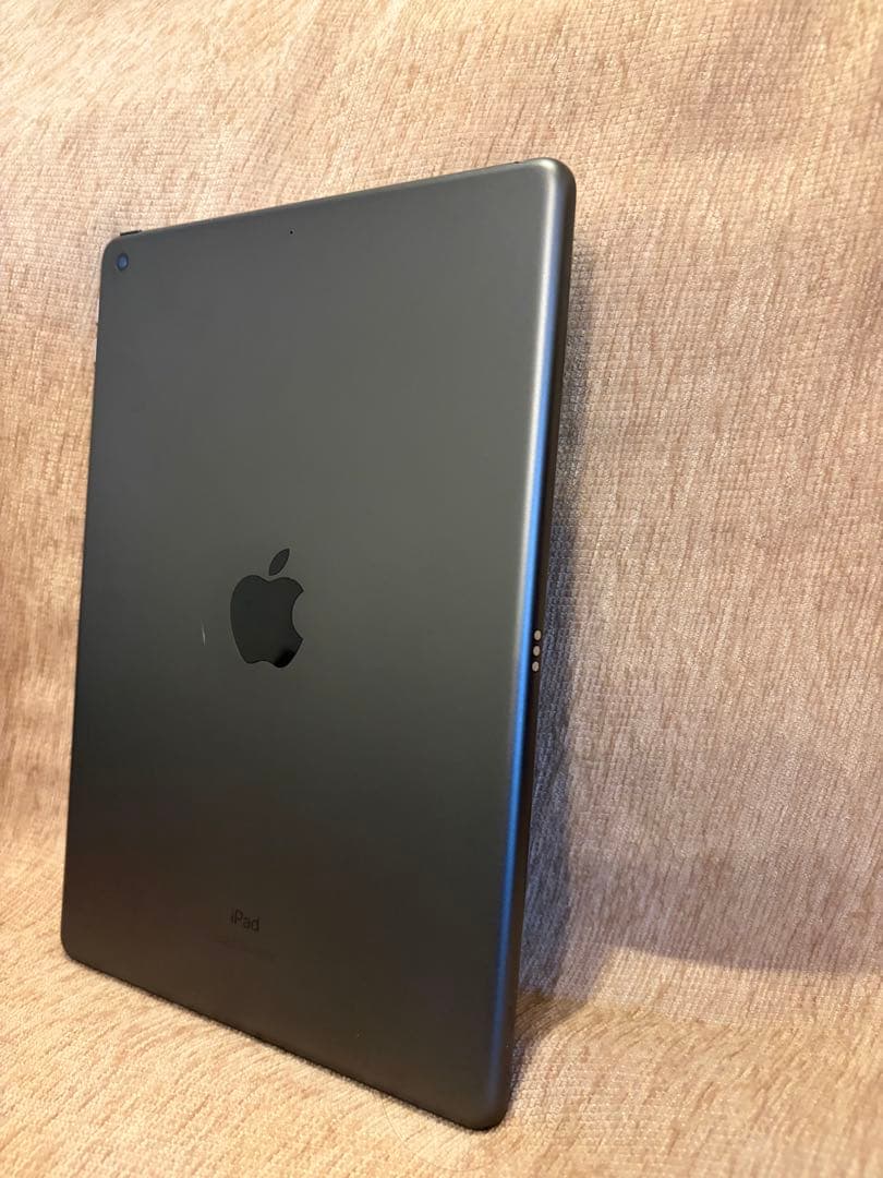 iPad第7世代 32gb本体 スペースグレー カバー　ペンシル付き