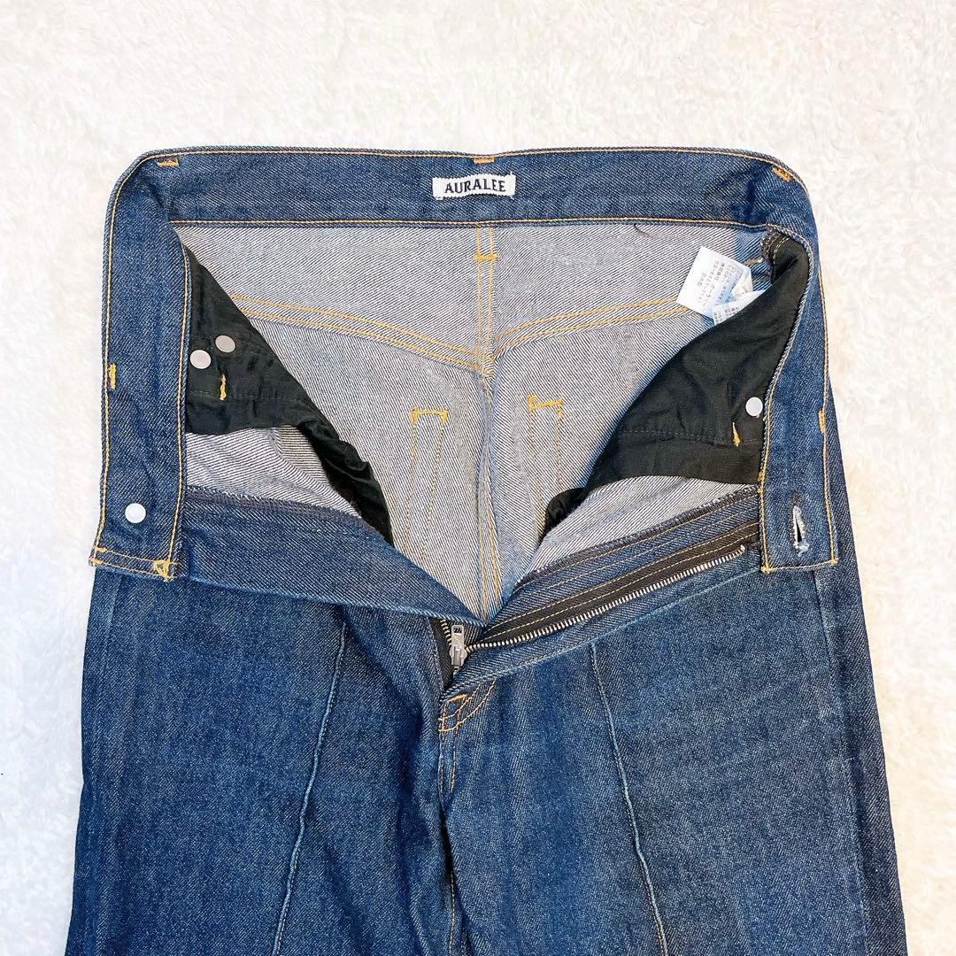 オーラリーAURALEEインディゴ　ストレートデニム