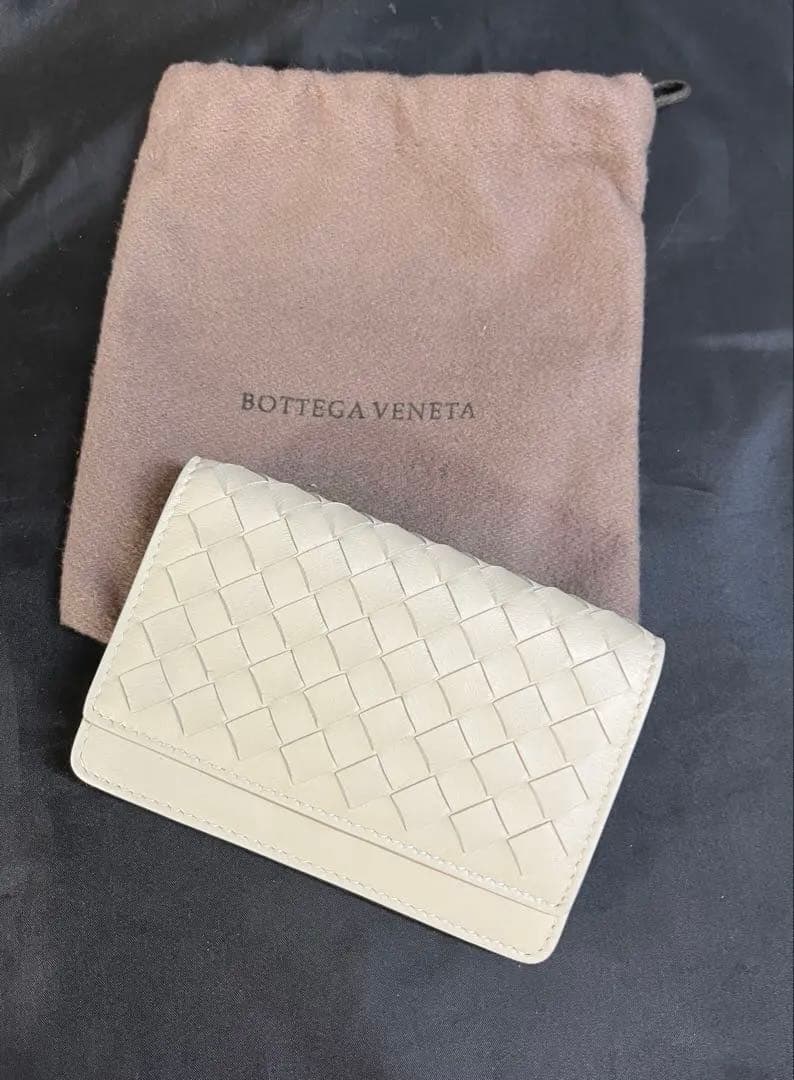 BottegaVeneta ボッテガヴェネタ カードケース　名刺入れ ホワイト系