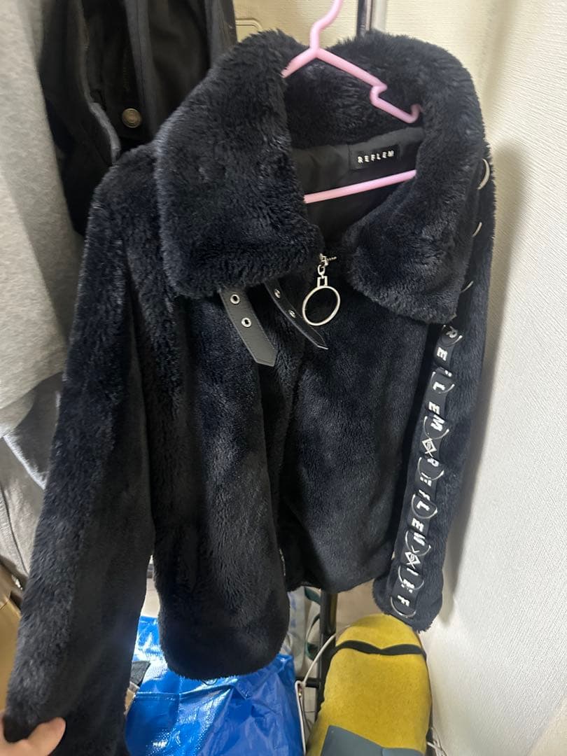 REFLEM レフレム PUレザー　ロゴ　ファー　ジャケットDリング 黒