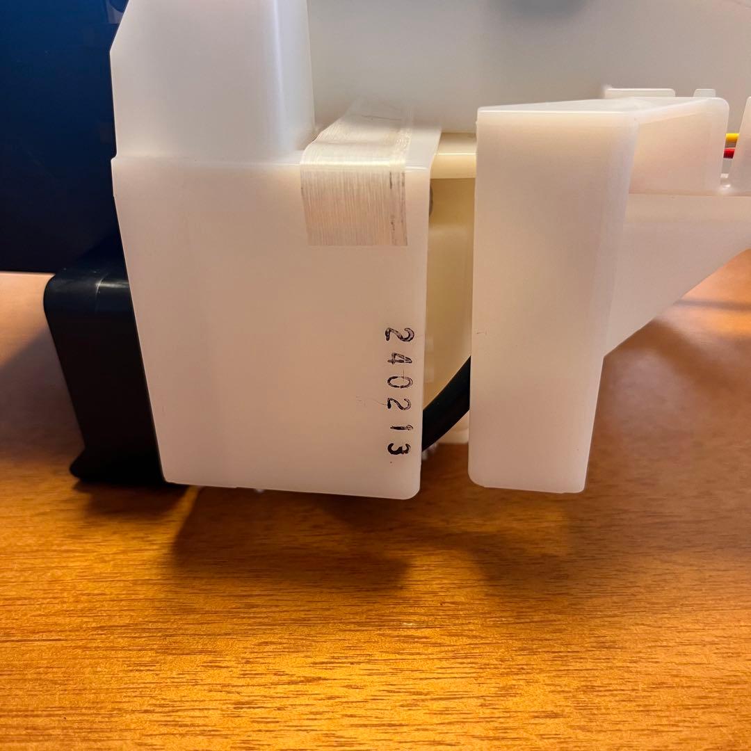 三菱 冷蔵庫 M20CV5350 冷蔵庫 MR-WZ55J付属 自動製氷機