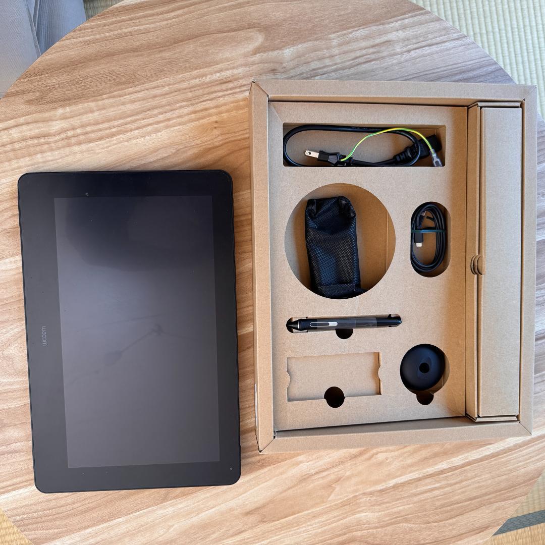 Wacom Cintiq Pro 16 2021モデル　DTH167K1D